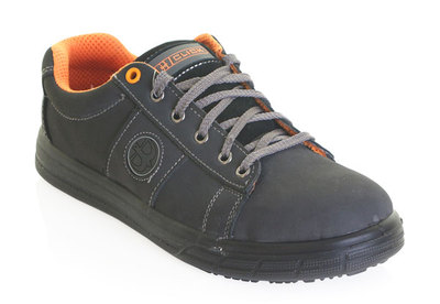 BEESWIFT CF18 Sicherheitssneaker Trainer Schuhe Schwarz Leder Stahlkappe S1P