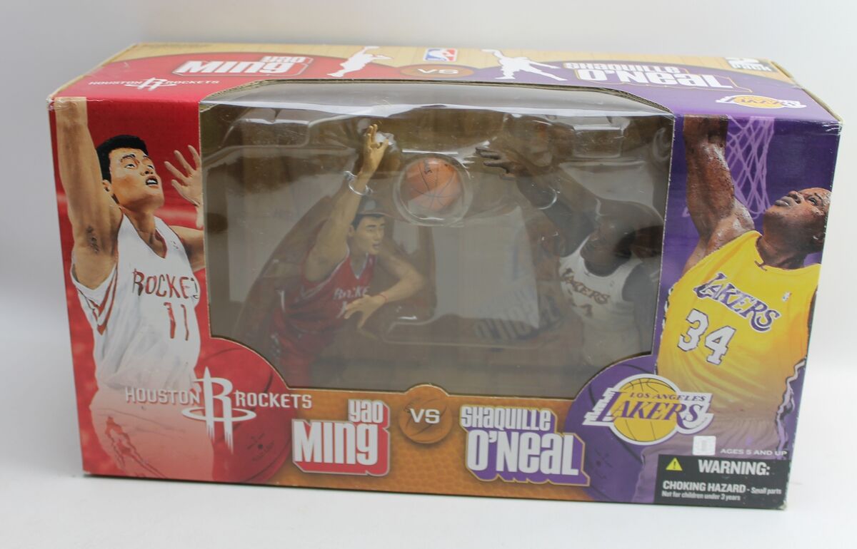 NBA McFarlane Action Figure Shaq and Yao Ming Big Man Match NBA McFarlane Action Figure Shaq and Yao Ming Big Man Match