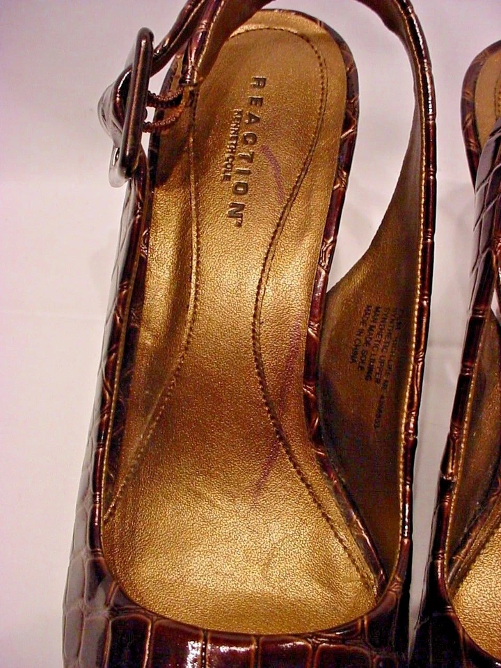 Kenneth Cole 棕色鳄鱼漆皮露趾踝带高跟鞋女式 7.5 M — 第 4/4 张图片