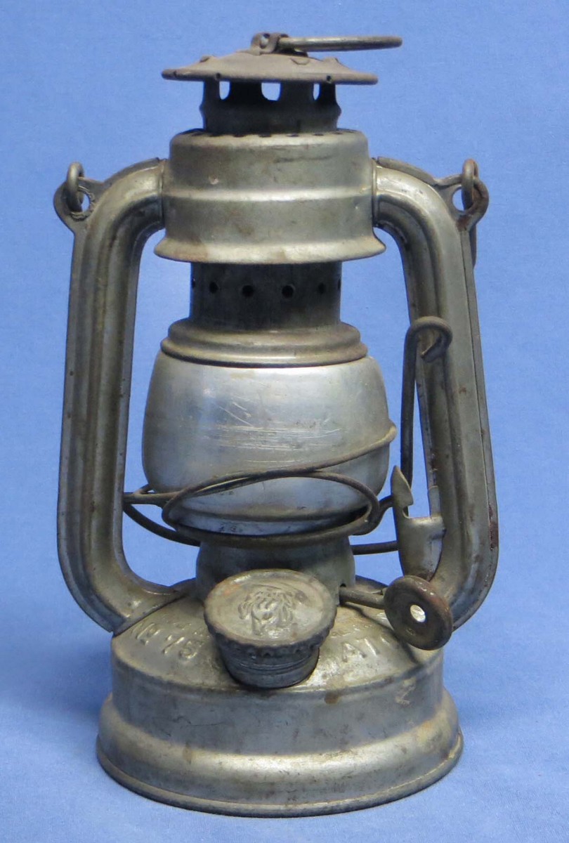 Rare Vintage German Feuerhand No. 75 Atom Kerosene Lantern