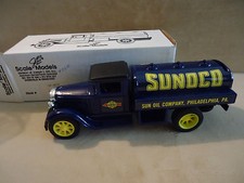 SUNOCO TANKER TRUCK BANK J. ERTL STOCK #GB-4070