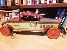 NICE VINTAGE EARLY 1920'S NONPAREIL  TIN  WIND UP  TOURING CAR W/ DRIVER