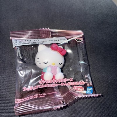 Sanrio Characters Mini Figure Collection - Let's all take a nap - Hello Kitty