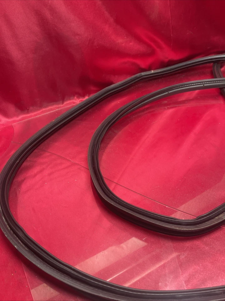 ☑️ 90-96 Nissan 300zx Z32 2+0 OEM escotilla trasera sello de goma moldura de resistencia a la intemperie Foto 2 de 4