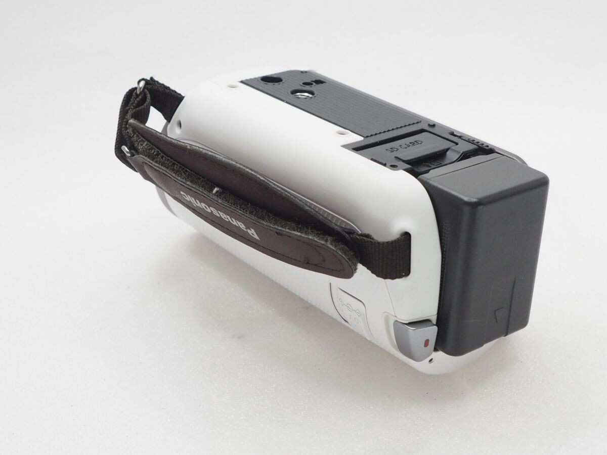 Near Mint Panasonic HC-V360M video camera, almost unused From