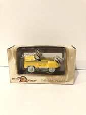 NationalGift Pedal Champs Die Cast Pedal Car NYC Taxi Pedal Car 1:10 NIB