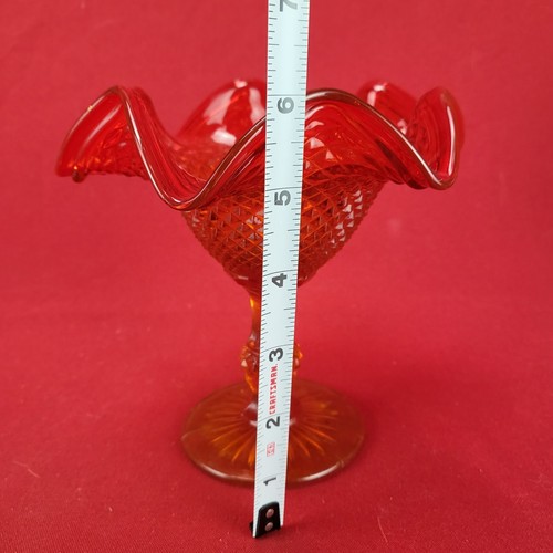 Plato de dulces vintage de belleza rojo con base ámbar corte de diamantes con volantes superior pedestal - Imagen 5 de 7