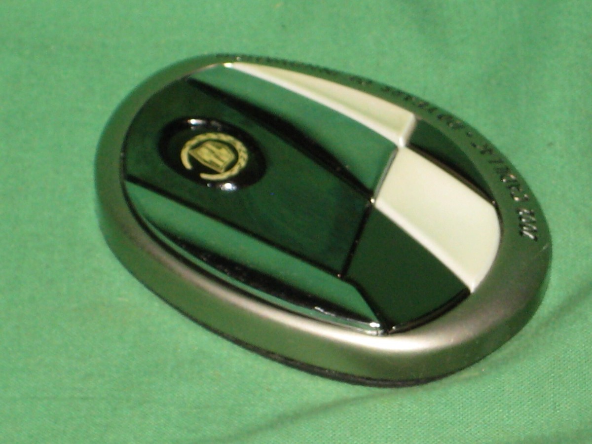 2726 - 2002 Cadillac 100 Years Of Innovation Collectable Car