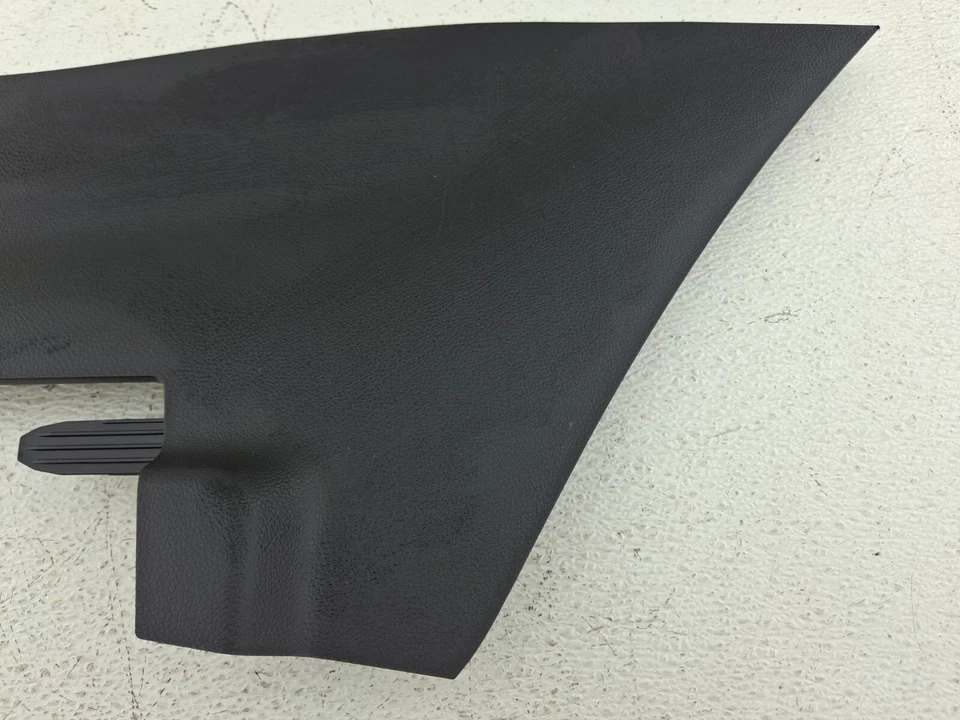 Panel de cubierta de moldura de consola central frontal derecha Buick Encore 17-22 AVF44950 OEM Foto 2 de 4