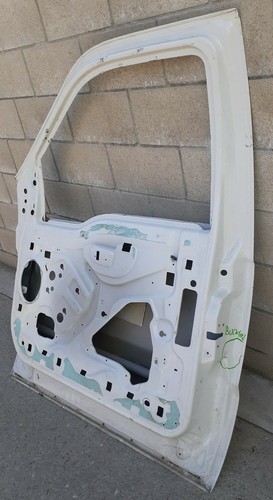 WHITE FRONT RIGHT PASSENGER DOOR SHELL | FITS 1999-2007 FORD F250 F350 - Picture 8 of 9