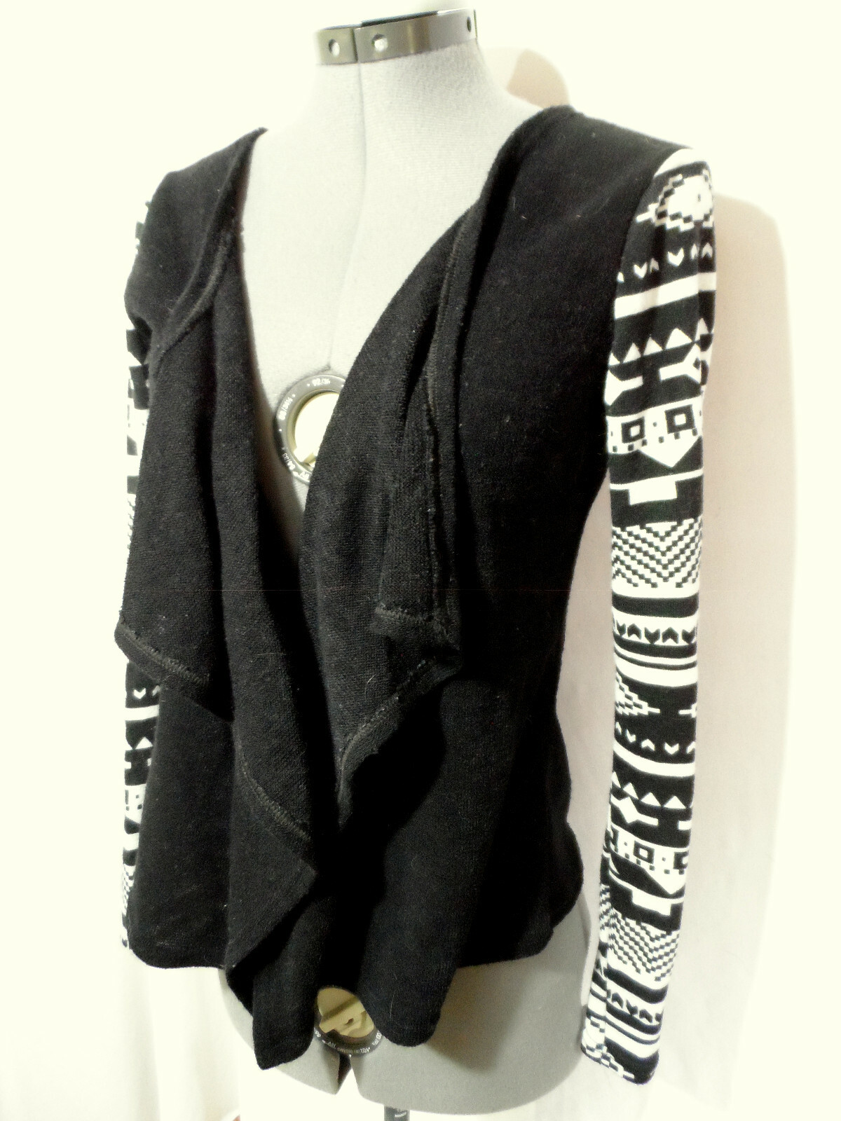 BOHO Indie Cardigan Sweater M Black 