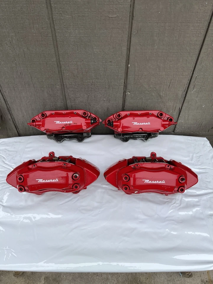 2007 Maserati Quattroporte M139 conjunto de pinças de freio Brembo dianteiro/traseiro 82102705 fabricante de equipamento original - Imagem 3 de 4