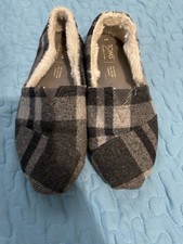 Grey and black plaid flannel lined TOMS slippers, size 7
