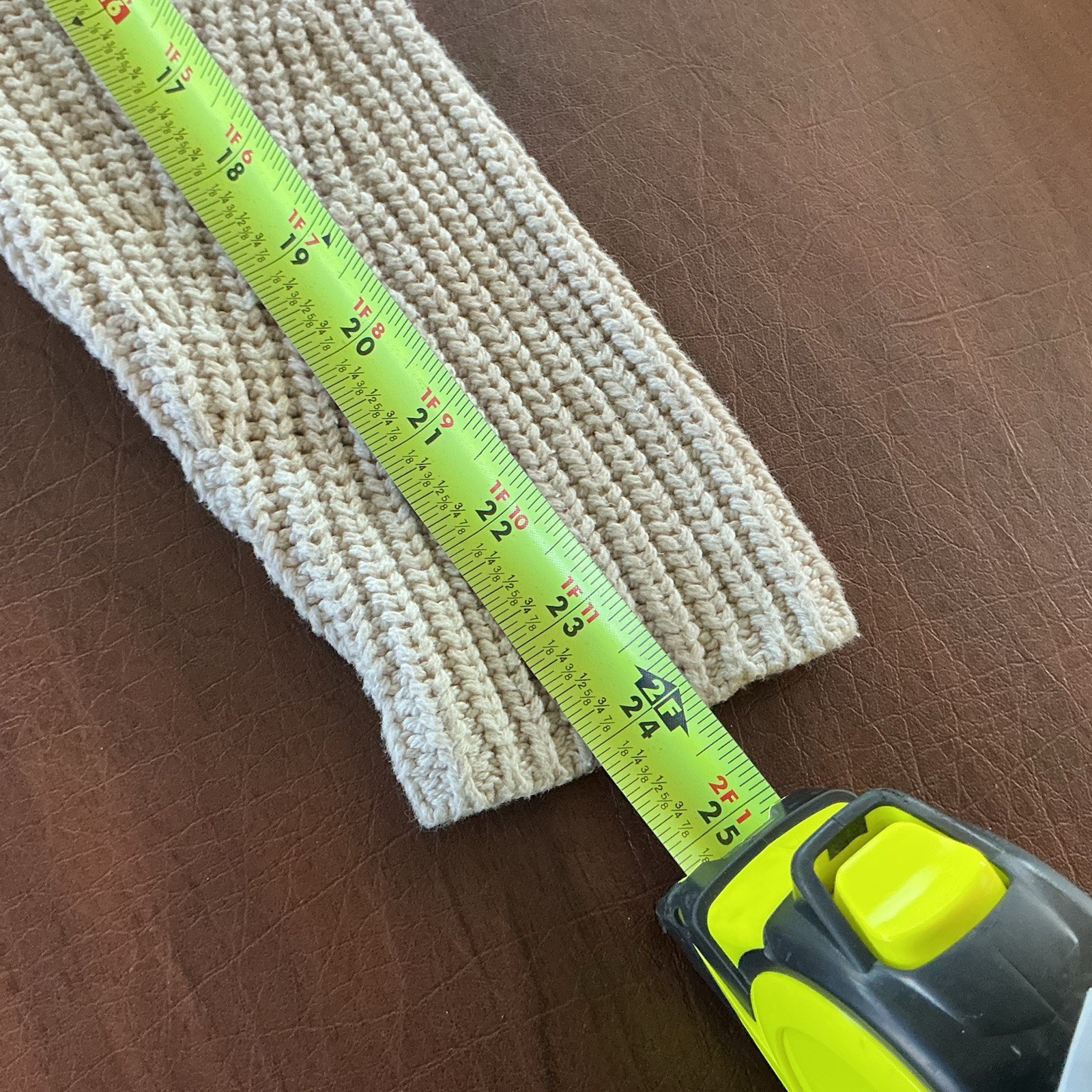 Universal Thread XS Cropped Chunky Cable Knit Swe… - image 5