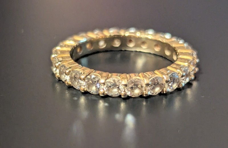 14k Yellow Gold Eternity Band Ring With Continuous Row of Diamonds (Est. Size 6)