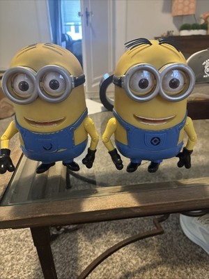 Lot Of 2 Thinkway Despicable Me Minion ''Dave'' Interactive 8'' Action Figure Talks