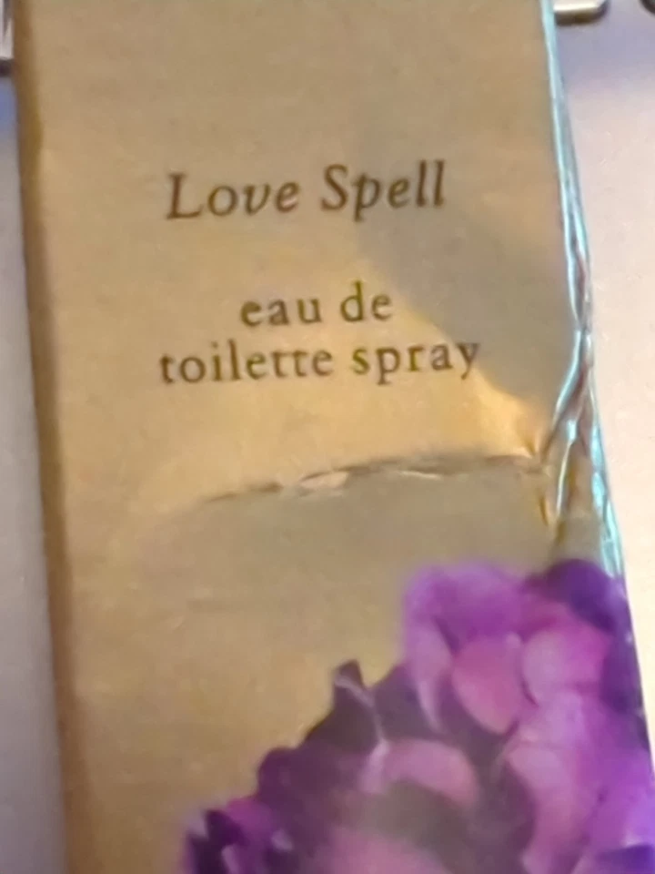 Victoria's Secret Garden Love Spell Eau De Toilette 1 oz. Nuevo en caja Foto 3 de 3