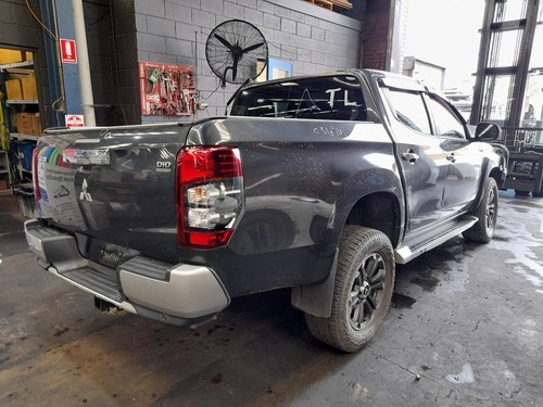 MITSUBISHI TRITON LEFT REAR DOOR MQ-MR, DUAL CAB, 03/15-10/23 - Picture 3 of 12
