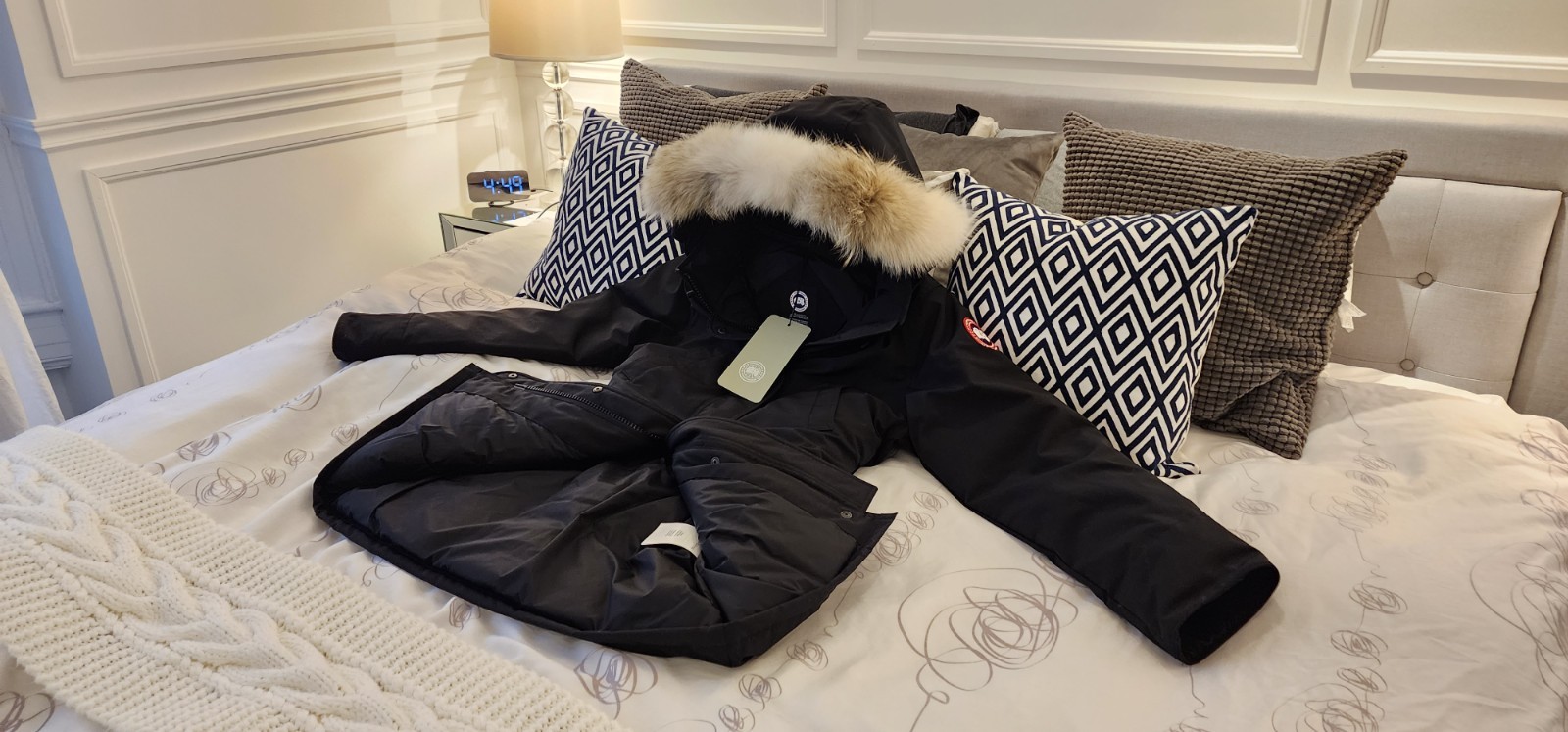 2022 Grey Label Canada Goose Trillium Small Parka with Fur image 3