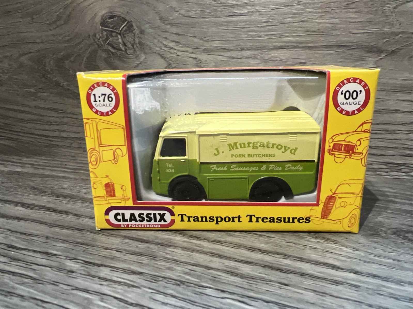Classix EM76640 NCB Electric Van J Murgatroyd Pork Butchers Model 1:76/00 Scale