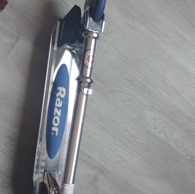 Razor A Kick Scooter Folding Silver/Blue, Suitable for Off Road