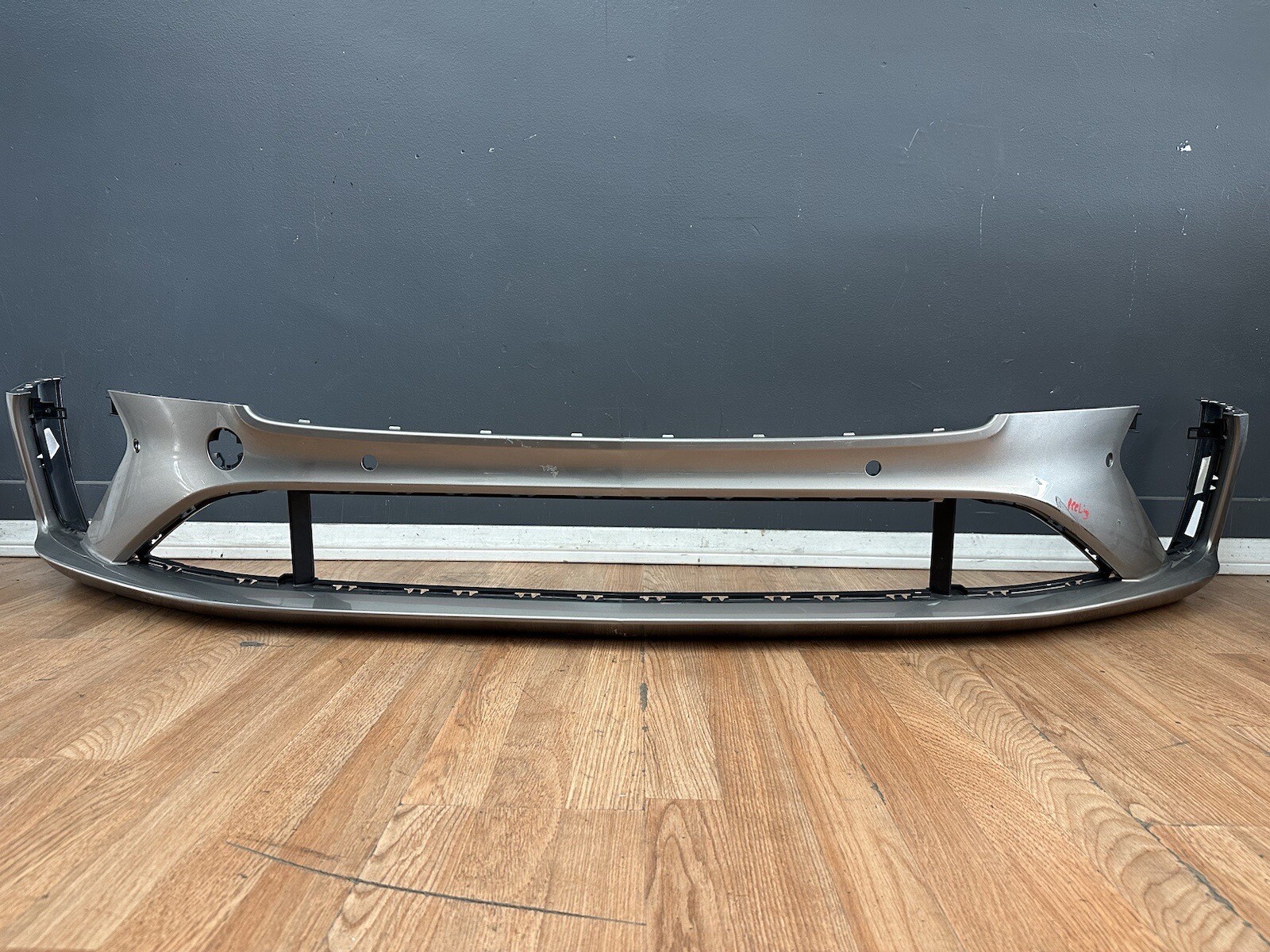 2020 2021 2022 BENTLEY GT GTC COUPE FRONT BUMPER COVER OEM 3SD 807 437