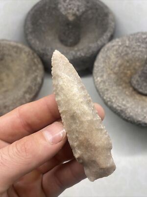 MLC s635 Well Flaked Fine Stemmed Scottsbluff Oklahoma Arrowhead Bennett COA