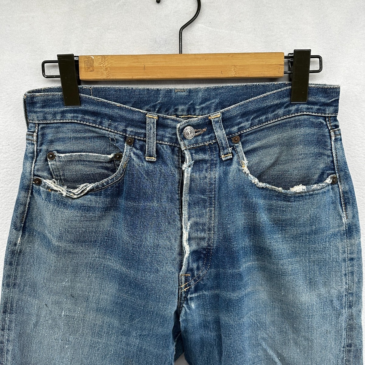 Vintage 1960s Levis 501 Jeans Selvedge Big E #4 Button Stamp