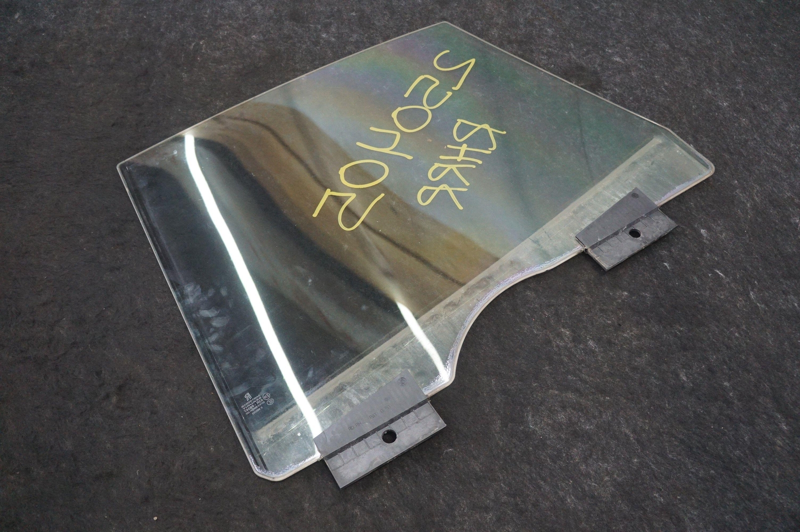 Rear Right Door Window Glass OEM 51357202750 Rolls Royce Ghost Series I 2009-14