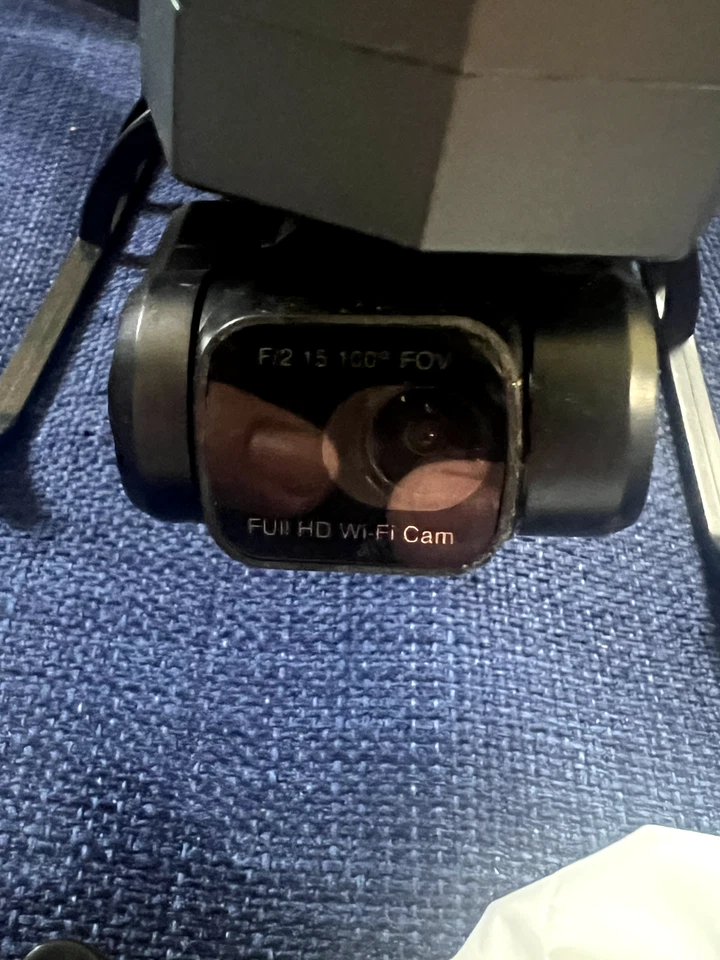 Roku F11 GIM 2 4K Camera 4 Batteries With Case - Image 3 of 4