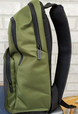 Moleskine Nomad Medium City Travel Backpack Conifer Green  display picture 1
