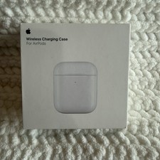 MR8U2AM/A Wireless Charging Case for AirPods Original Box  Charger Not Tested