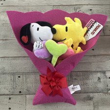 Peanuts Snoopy Woodstock Love 12 Plush Bouquet, Removable Figures - New/Tags