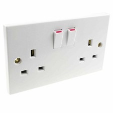 Double 2 Gang Switched UK 13A Mains Power Outlet Faceplate White