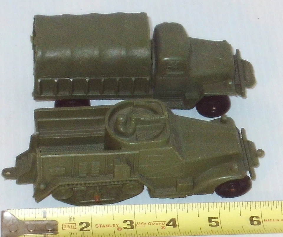 2 CAMIONES DE SUMINISTRO DE TROPAS SEMIORUGA DE PLÁSTICO DE JUGUETE DE GOMA CASTAÑO ROJIZO EJÉRCITO DE EE. UU. MILITAR USMC Foto 2 de 4