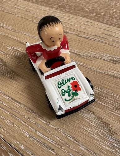 Vintage 1980 Lesney Matchbox Olive Oyl Popeye Series Diecast Mini CS-15 Car Toy