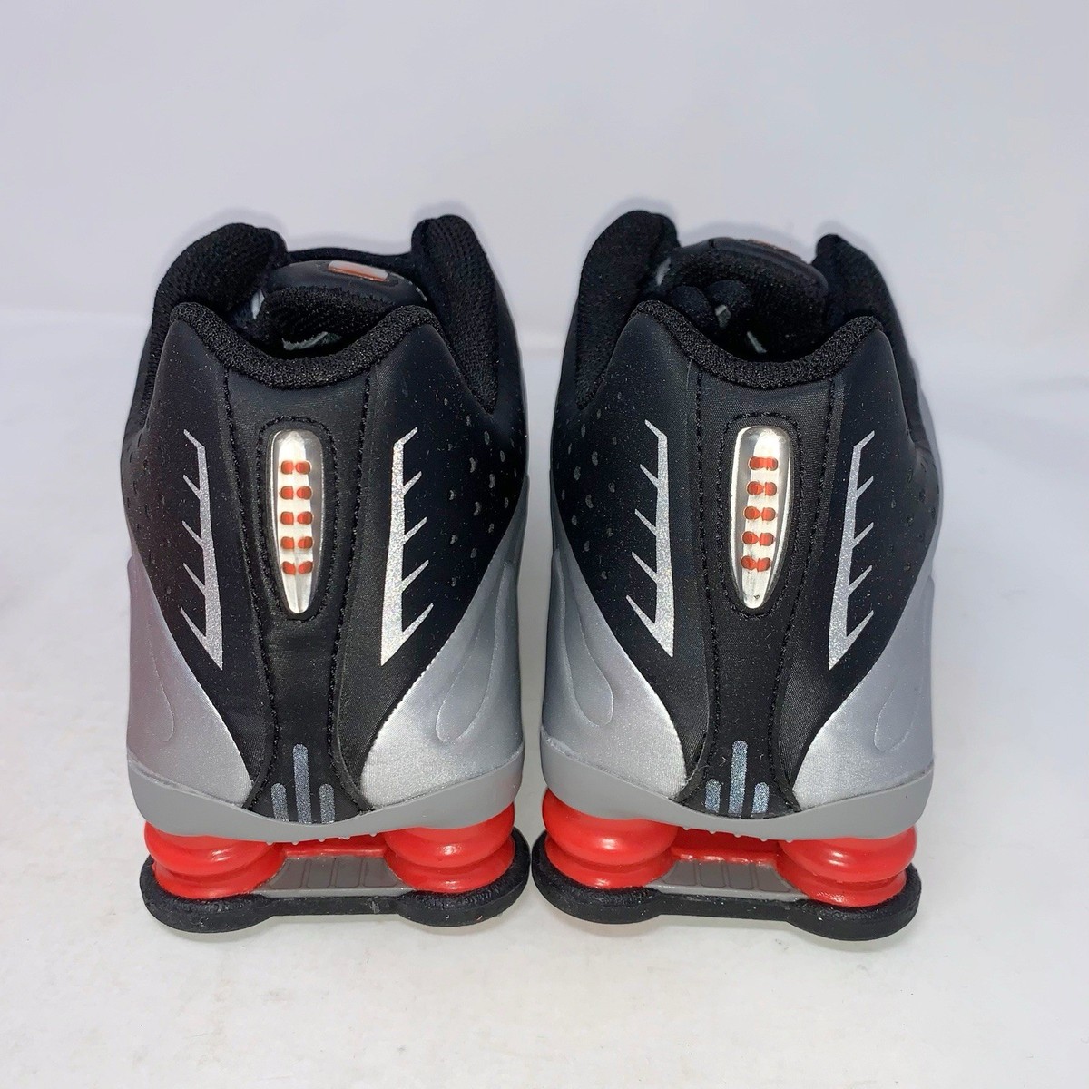 Nike Shox R4 Red Black Metallic Silver Sneakers, Size 6.5Y / 8W
