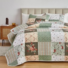 Patchwork Quilt Set Full/Queen Size 3 Pieces Green Floral Plaid Summer Bedspread