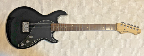 Guitarra de modelado digital Line 6 Variax 300
