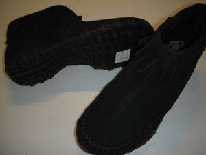 skechers relaxed fit suede ankle boots