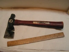 Vintage PLUMB Hatchet Hammer Original Handle Combination Roofing Hatchet 2981