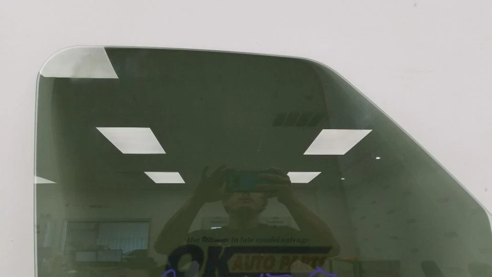 22 FORD E350 SUPER DUTY DOOR GLASS WINDOW FRONT RIGHT PASSENGER Foto 2 de 4