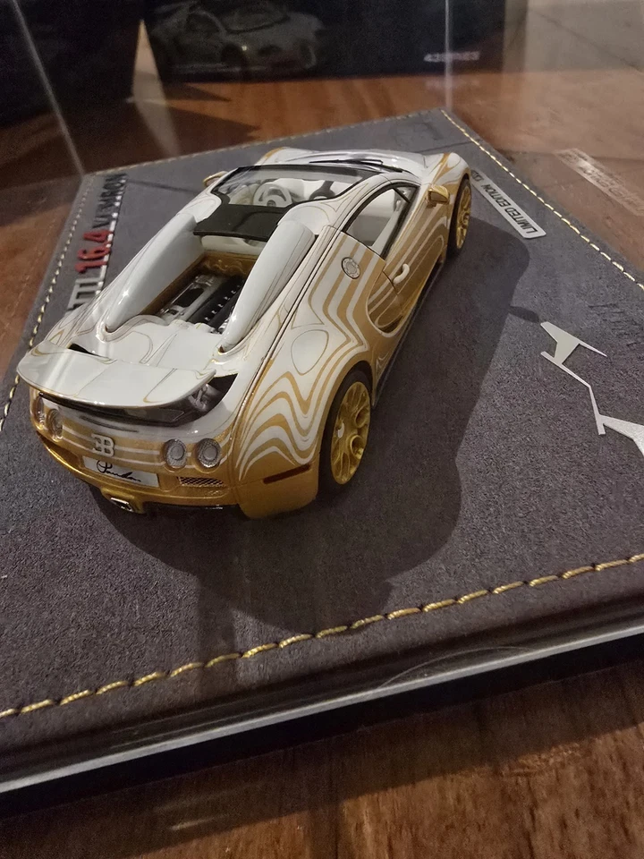 God'Wealth 1/43 Bugatti 16.4 Veyron - Immagine 4 di 4