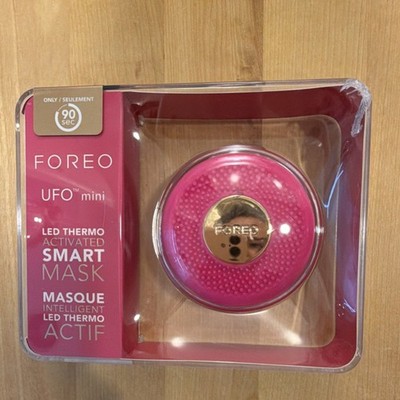 FOREO UFO mini Fuchsia LED Thermo Activated Smart Facial Mask Device