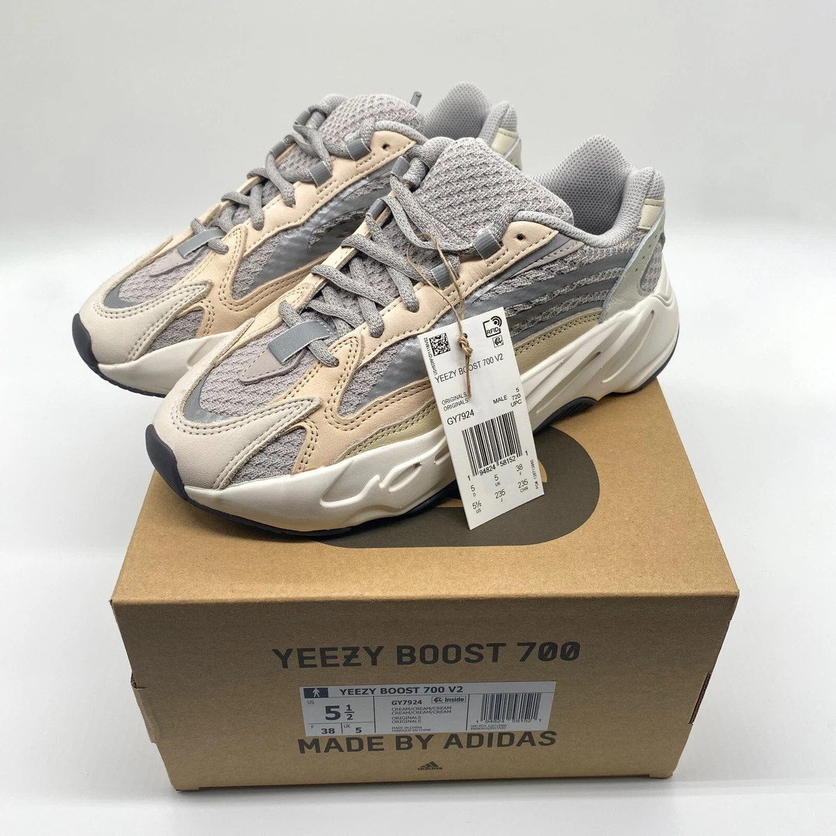 Adidas Yeezy Boost 700 V2 &#034;Cream&#034; Mens Sneakers GY7924 Size 5.5M/Size 7W |