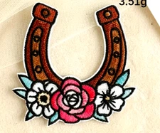 1 pcs Floral Horseshoe Patch Iron-On/Sew-On applique 3 x 3 1/4 inch