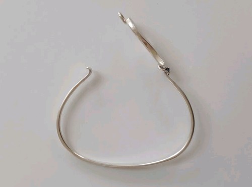 STERLING SILVER 925 AND MOTHER OF PEARL BRACELET - BANGLE - 'S' FORM DESIGN - Picture 9 of 10