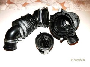 Breaking Indesit (Hotpoint) Waschmaschine WIXXE127 (UK) - Ablaufpumpe