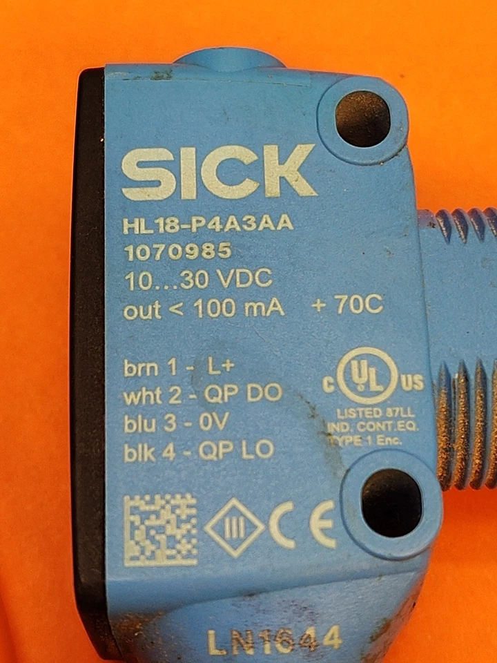 SICK HL18-P4A3AA 1070985 Photoelectric Sensor Retro-Reflective PNP LO/DO LN1644 - Image 4 of 4