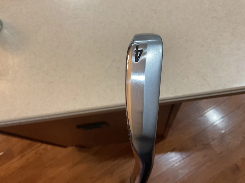 New Srixon ZXi5 - 4 Iron (2025) Steel Fiber i95 Regular 1/2 Inch Over Free Ship - Image 2 of 4